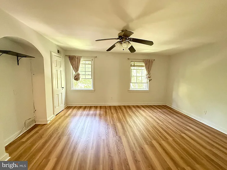 2527 Waterside Dr NW — Photo 18