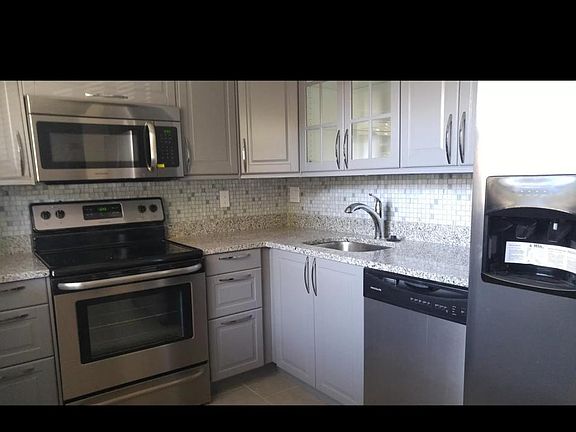 5th image of 3038 Eastland Blvd Unit F207
