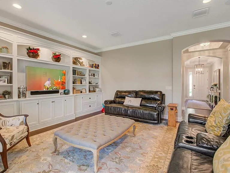 3803 S Drexel Ave #1/2 — Photo 8