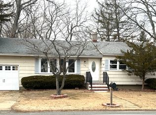 700 Surf Ave, Beachwood, NJ 08722