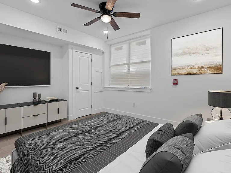4028 Parrish St #3 — Photo 3