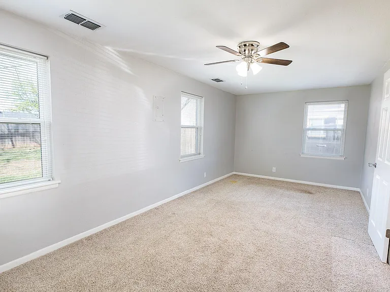 4602 Karla St — Photo 21