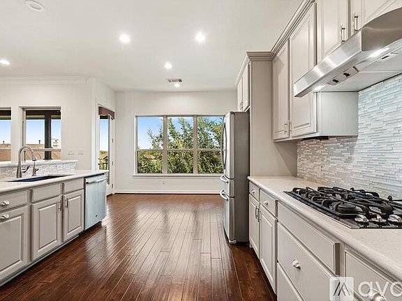 2nd image of 343 Lombardia Dr #18B