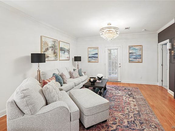 4th image of 3218 Veterans Memorial Pkwy APT 3310