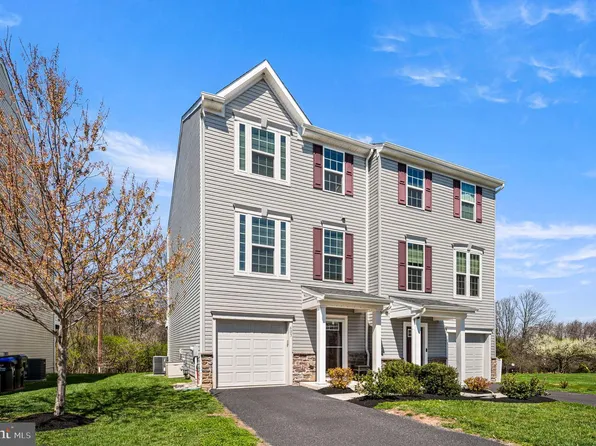 603 Columbus Dr, Spring City, PA 19475