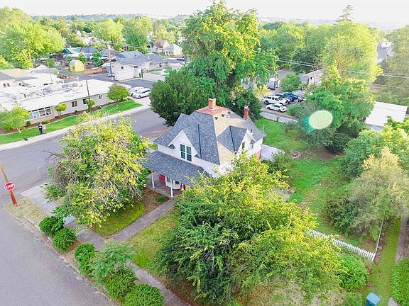 702 Sycamore 3_08122022