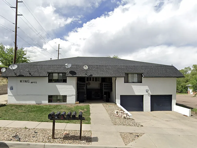 2620 King Street — Photo 2