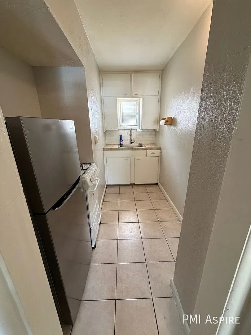 Practical Studio Living in the Heart of Lakewood — Photo 3