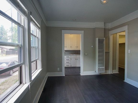2nd image of 7437 N Saint Louis Ave #2