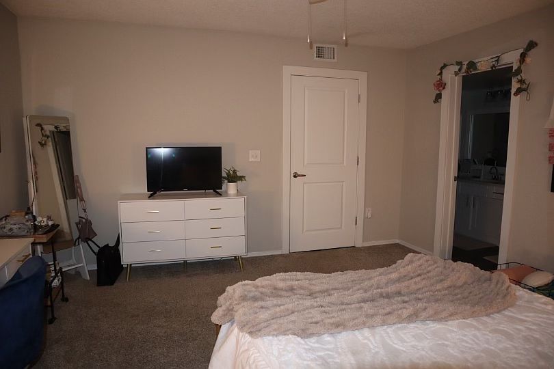 2nd image of 8230 Cleary Blvd