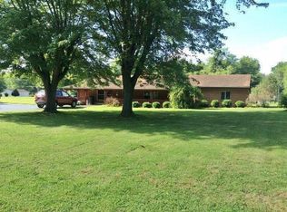 12070 N Shore Dr, Hillsboro, OH 45133