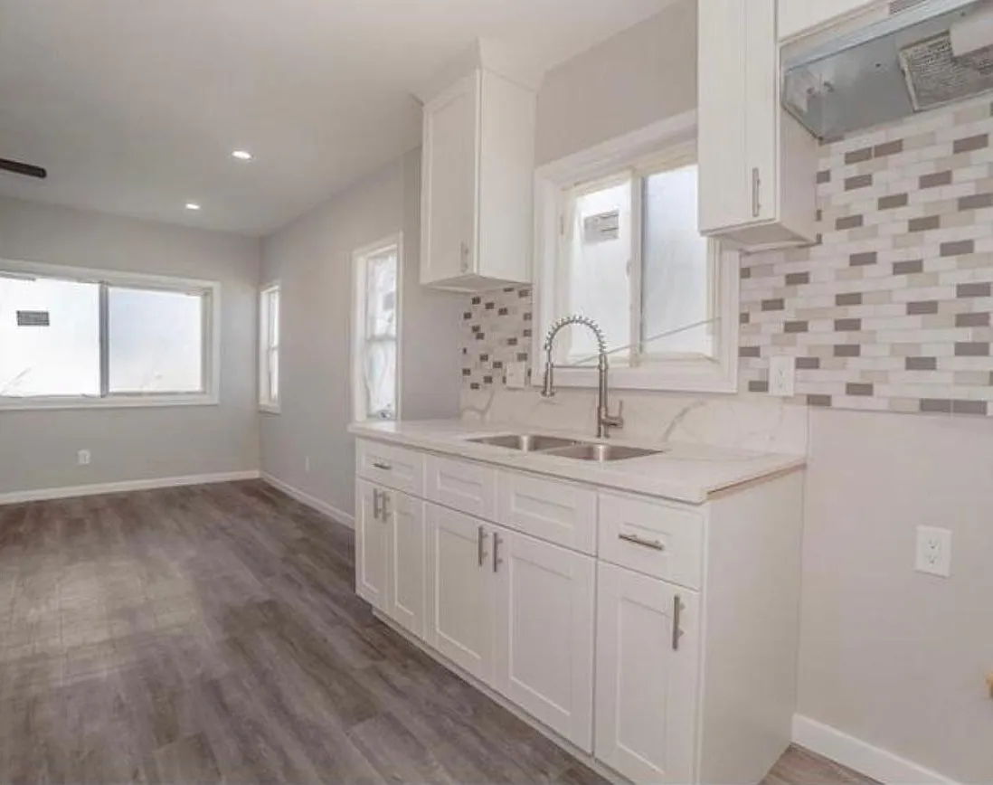 1718 E San Marcus St — Photo 1