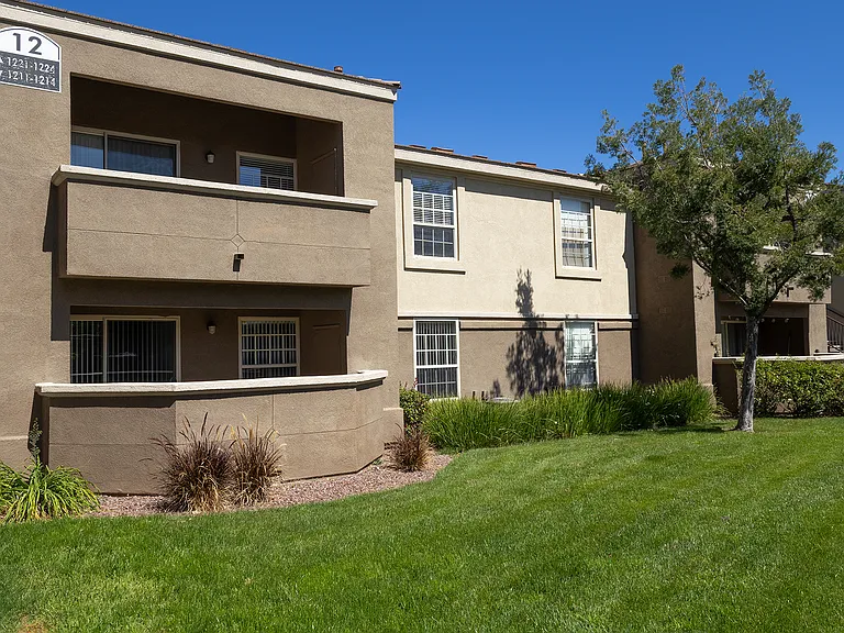 Enclave At Menifee — Photo 31