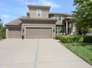 13204 Falmouth St, Leawood, KS 66209