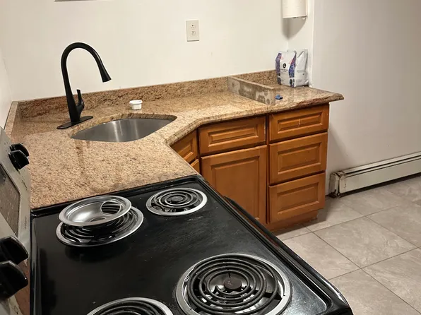 (undisclosed Address), Wheatley Heights, NY 11798