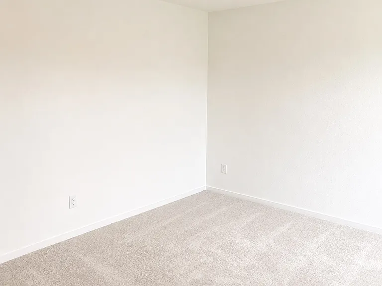427 Bower Dr — Photo 8