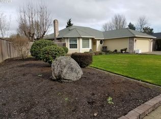5341 NE Farmcrest St, Hillsboro, OR 97124