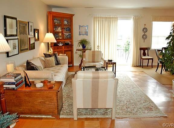4th image of 11 Meadowlark Ln #11