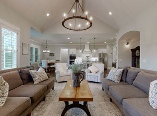 8119 Schweitzer Pl, Arrington, TN 37014