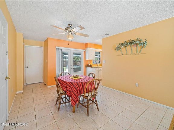 5th image of 419 Earl Ave