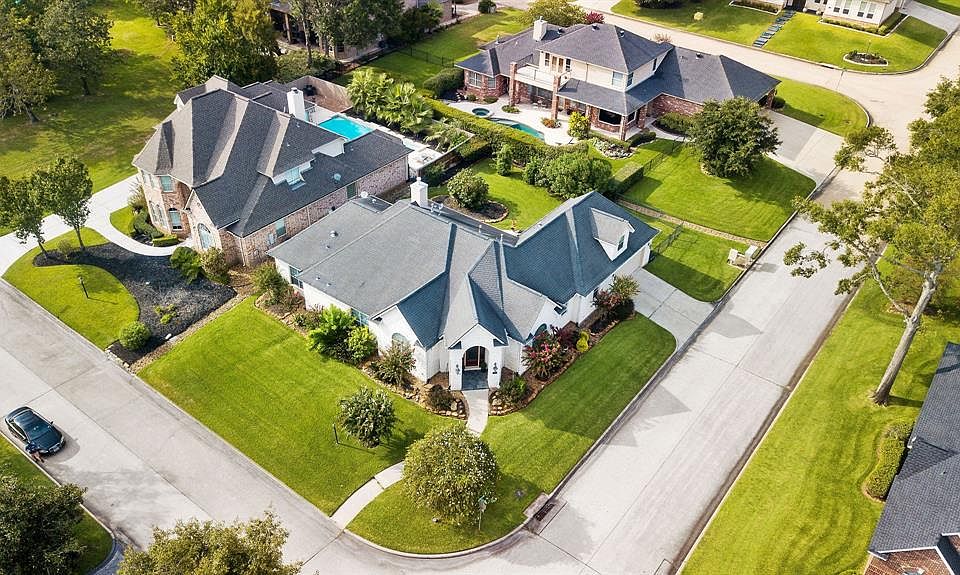 1st image of 257 Waterford Way