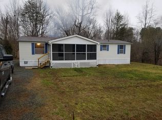 4513 Oakley Ct, Walkertown, NC 27051