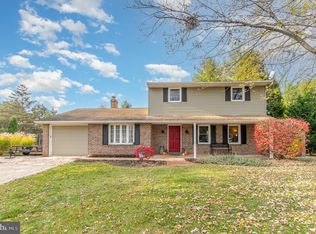 3760 Fox Chase Ct, Dover, PA 17315