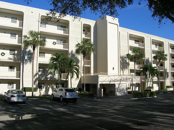 2nd image of 300 Intracoastal Pl APT 102