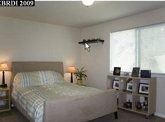 3rd image of 400 Alemany Blvd APT 16
