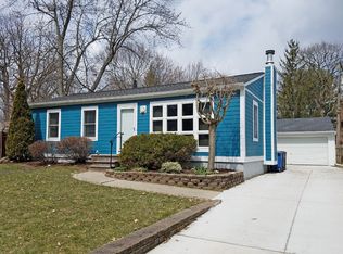 3090 Sunnywood Dr, Ann Arbor, MI 48103