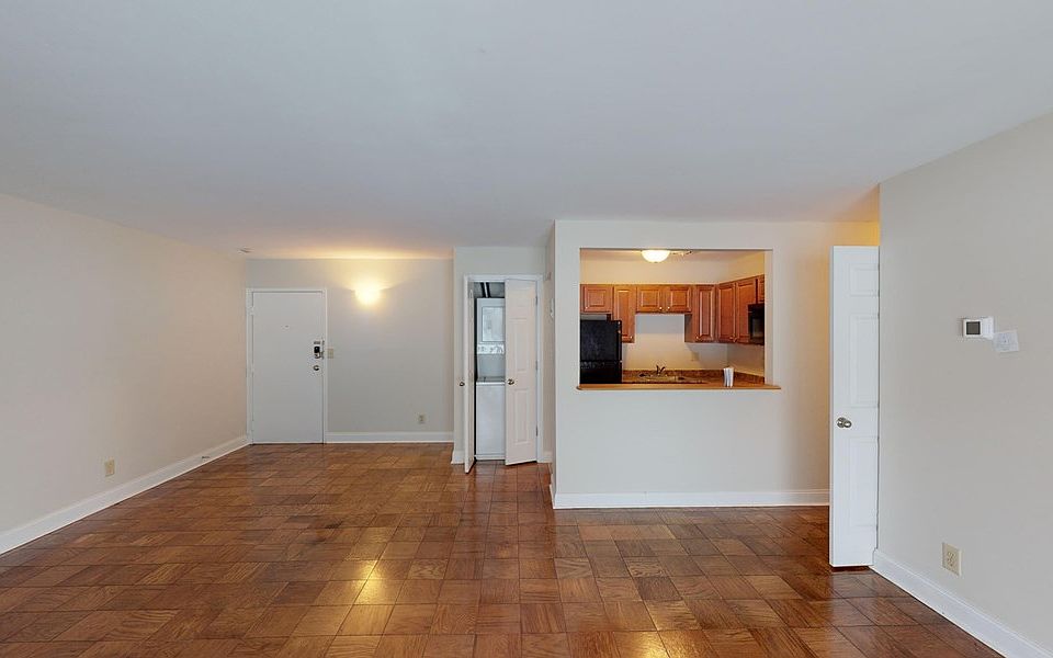 2nd image of 250 Buckminster Dr APT 104