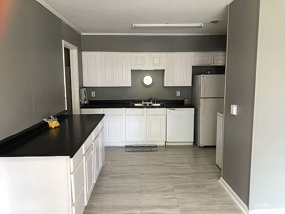 5th image of 114 Clarence Dr