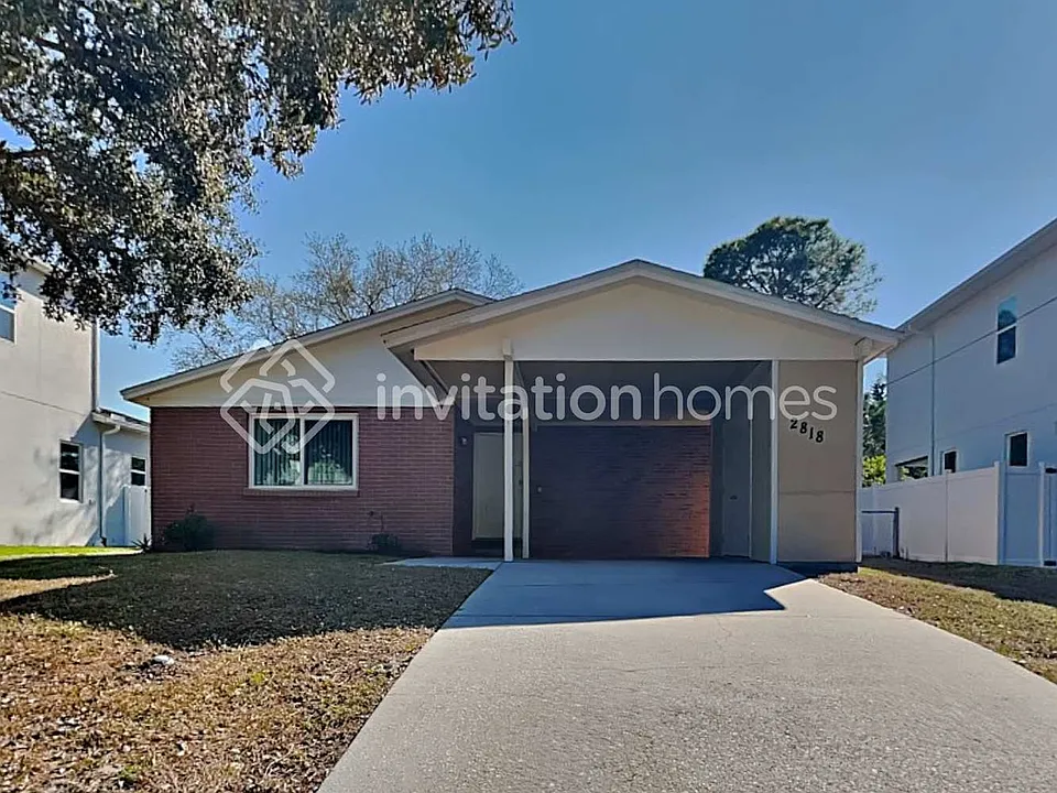 2818 W Shelton Ave