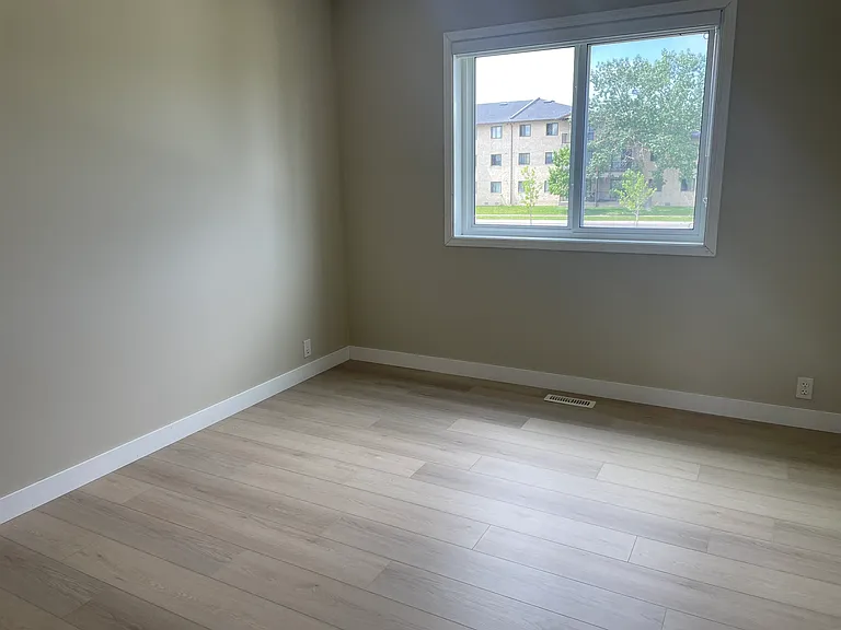 Coral Springs Cir NE — Photo 10