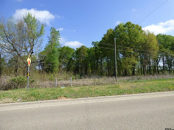 4th image of Billy Daniel St