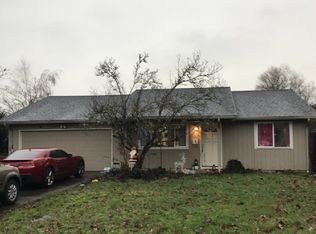 558 Janus St, Springfield, OR 97477