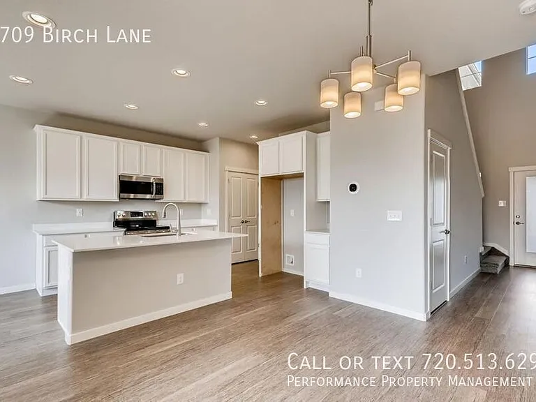 9709 Birch Ln — Photo 4