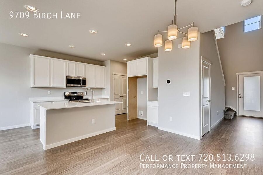 1st image of 9709 Birch Ln