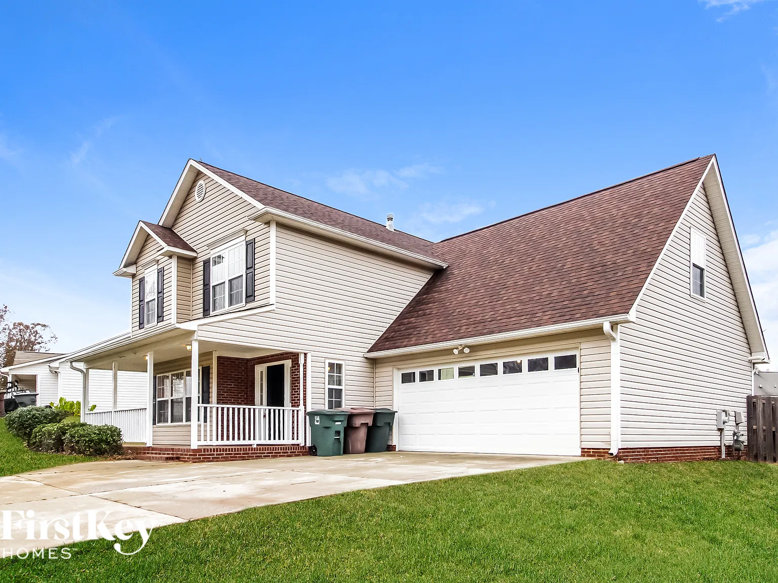 4 bed, 2.5 bath, 1901 sqft, $2,390 — Photo 1