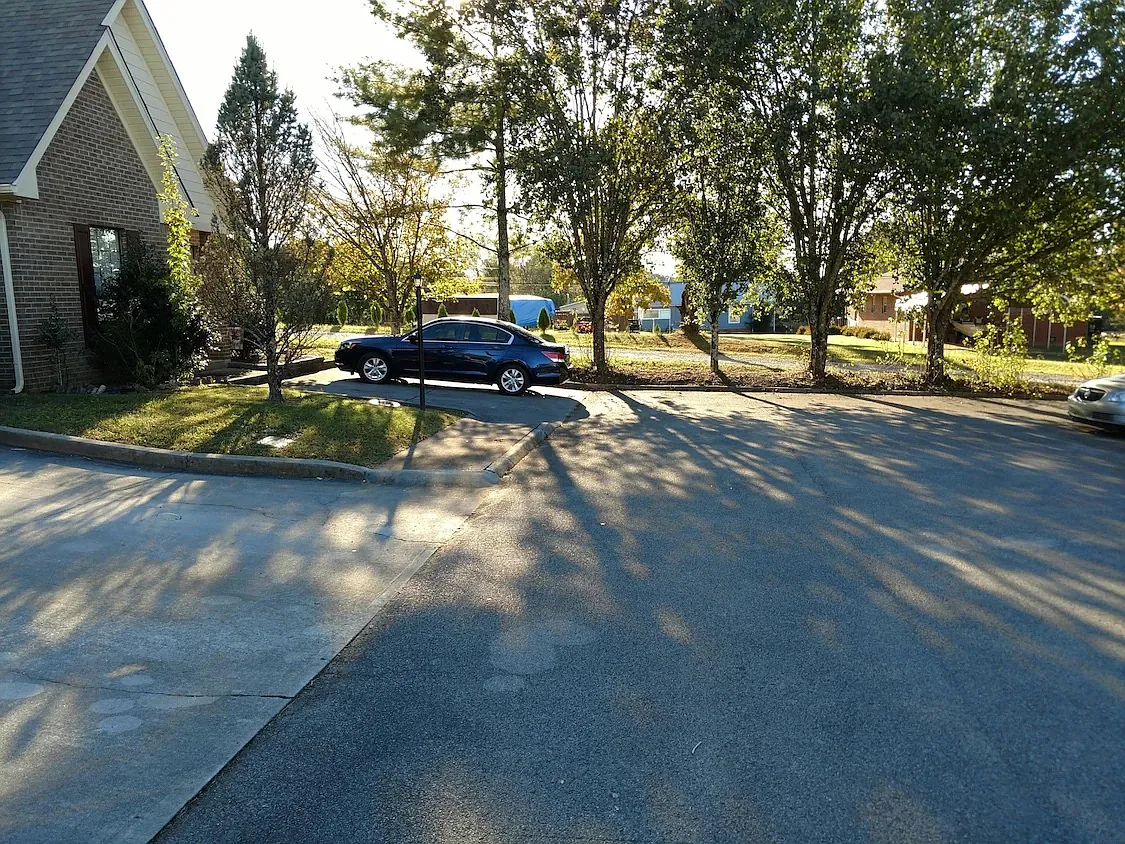 3 bed, 1812 sqft, $2,500 — Photo 4