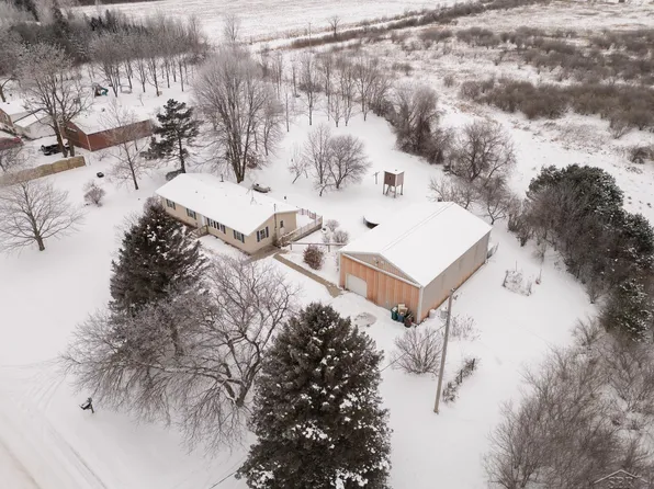 5944 W Weinert Rd, Coleman, MI 48618