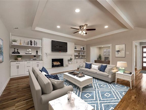 4th image of 15920 Windy Meadow Dr