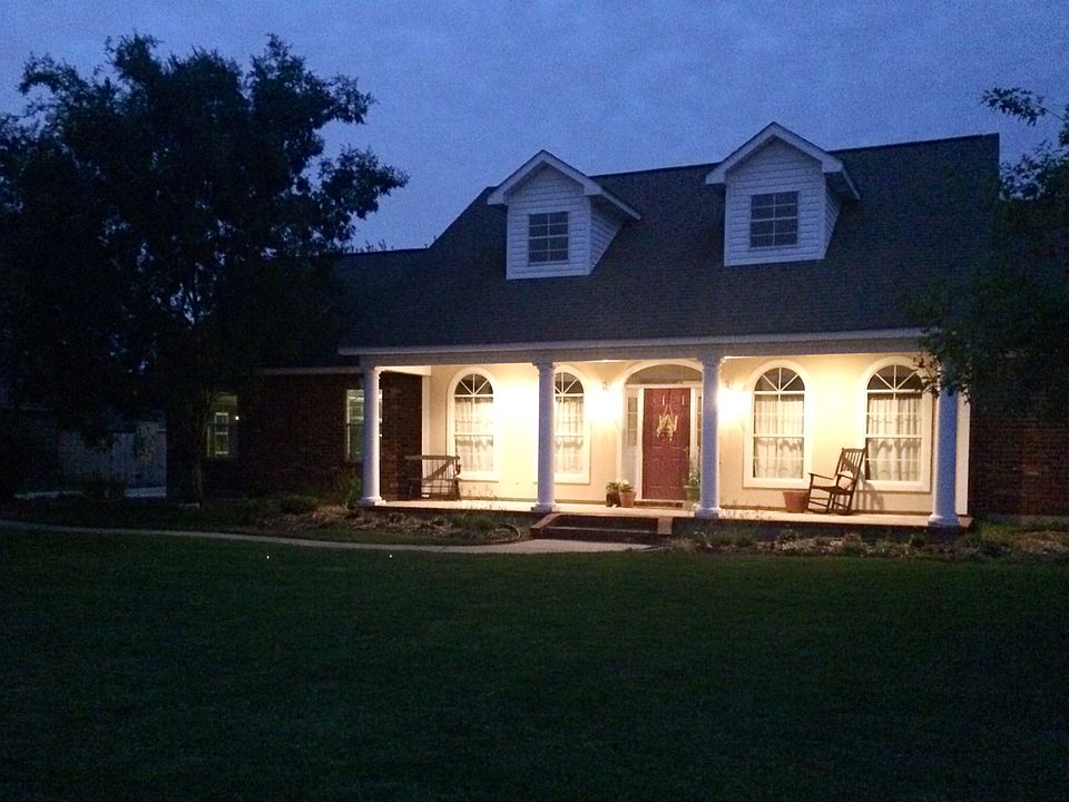 1st image of 5737 Larch St