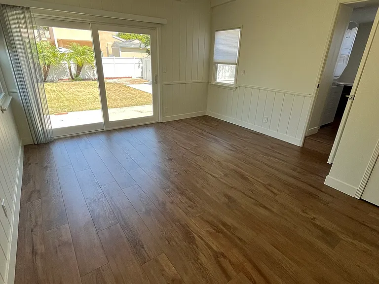 800 N Griffith Park Dr — Photo 23