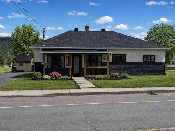 2116 Commerciale St, Haut Madawaska, NB E7A 1B4