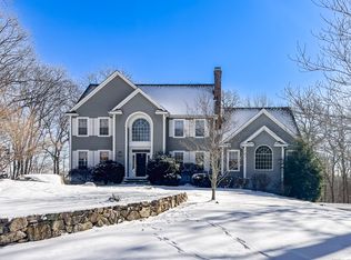 36 Marlin Rd, Newtown, CT 06470