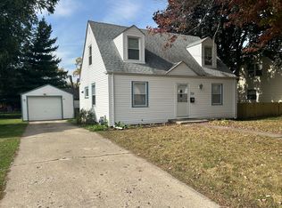 510 S Alfred Ave, Elgin, IL 60123