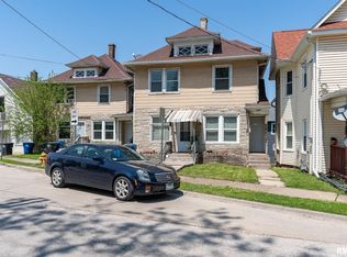 1527 8th Ave #1/2, Moline, IL 61265