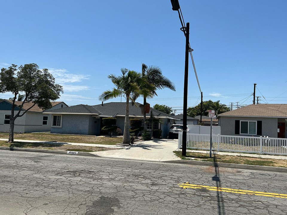 2nd image of 10809 Roseton Ave
