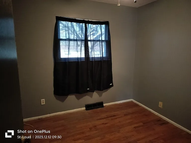 10504 Baron Dr — Photo 11